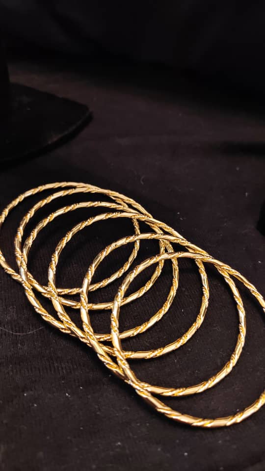 Ensemble de 6 bracelets Doré jonc Torsadés