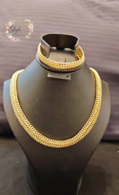 la fameuse Parure  américaine palqué or JEWELRY