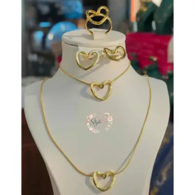 Parure élégante motif cœur 4 pièce